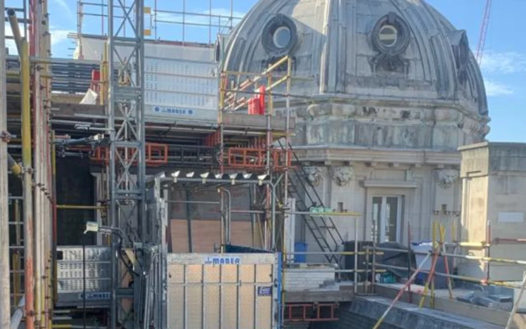 Complex Hoist Installation at 105 Moorgate EC2M 6SA