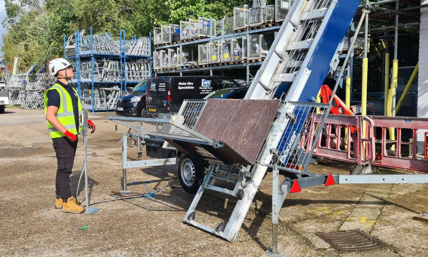 Goods only hoists | The Hoist People