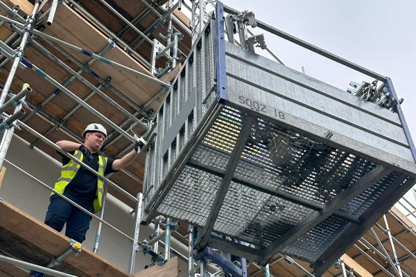 Hoist Hire - The Hoist People